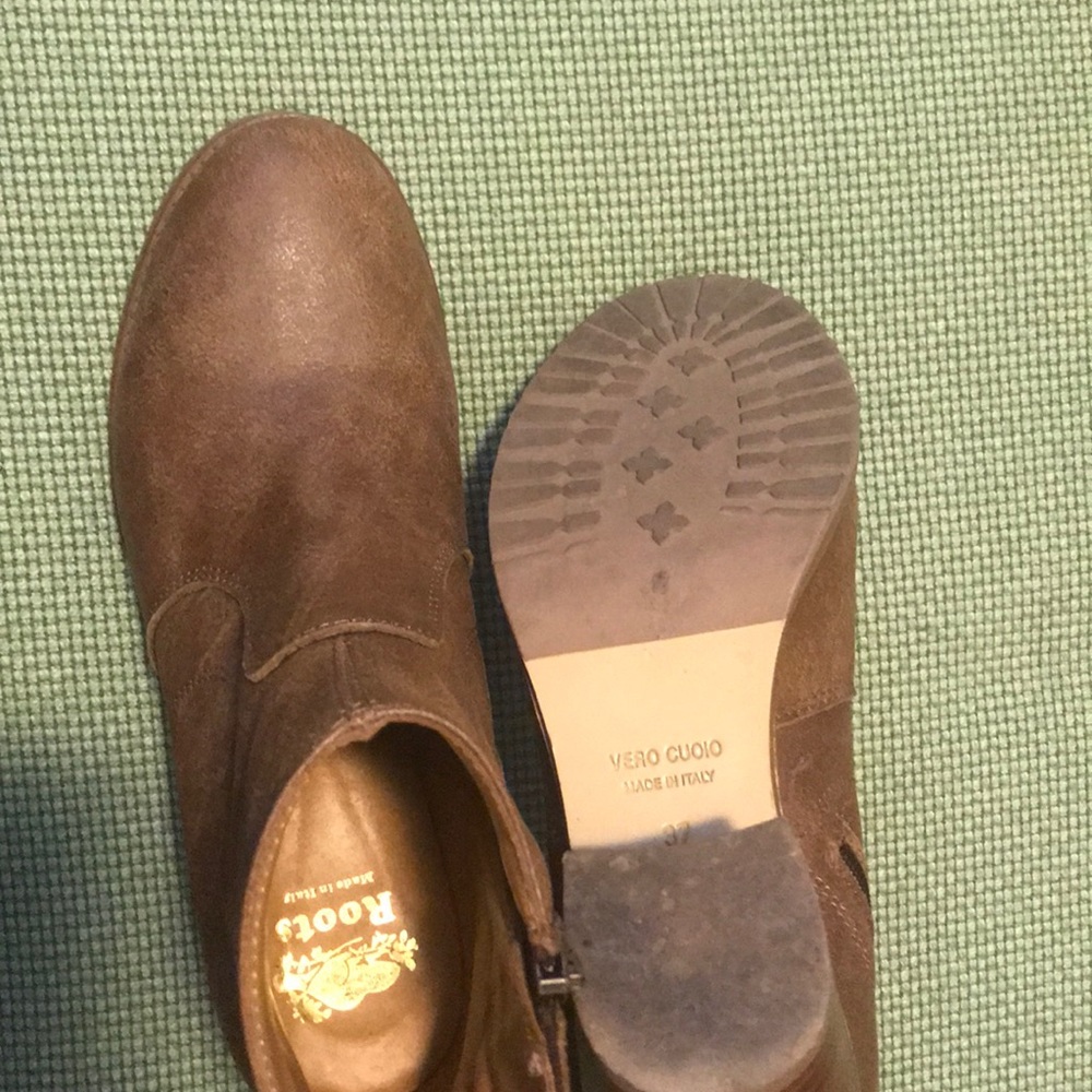 Short Bootie by Roots (Canadian) - Picture 3 of 3